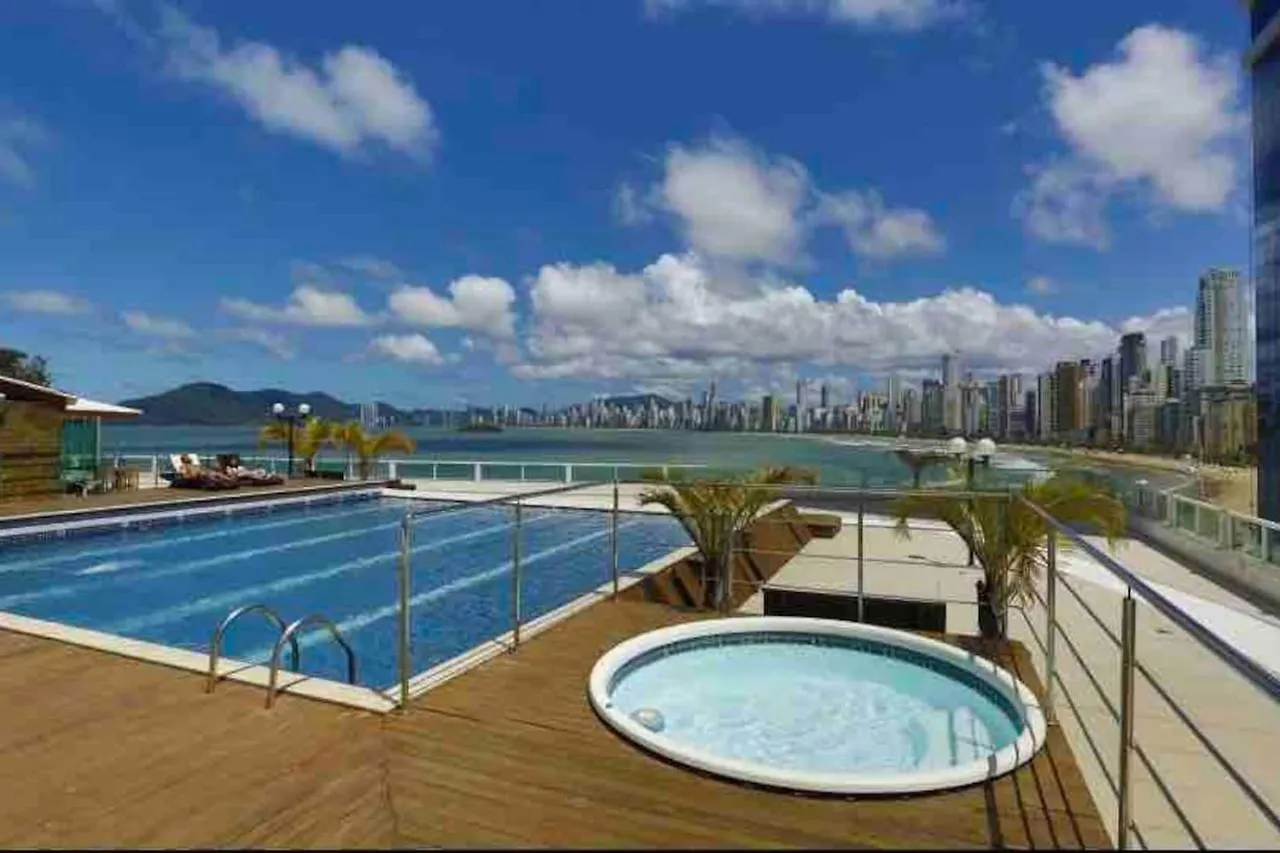 Lägenhet Loft Internacional Residence C Linda Vista Do Mar Balneário Camboriú